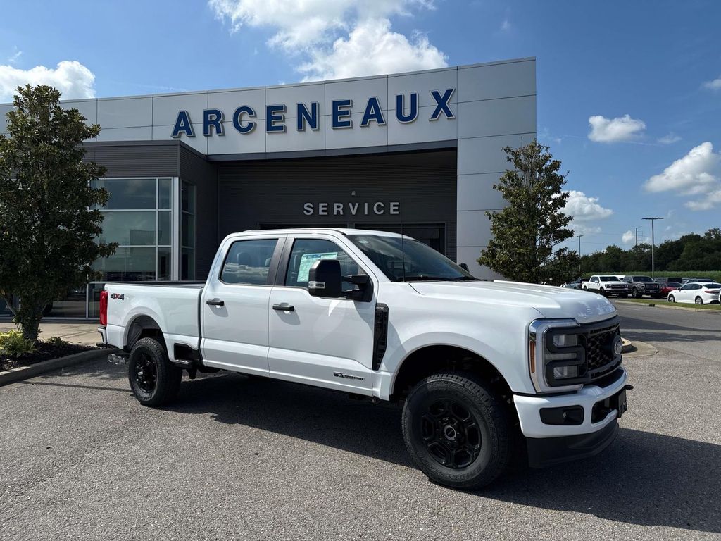 2026 Ford F-250 Super Duty XL's photo