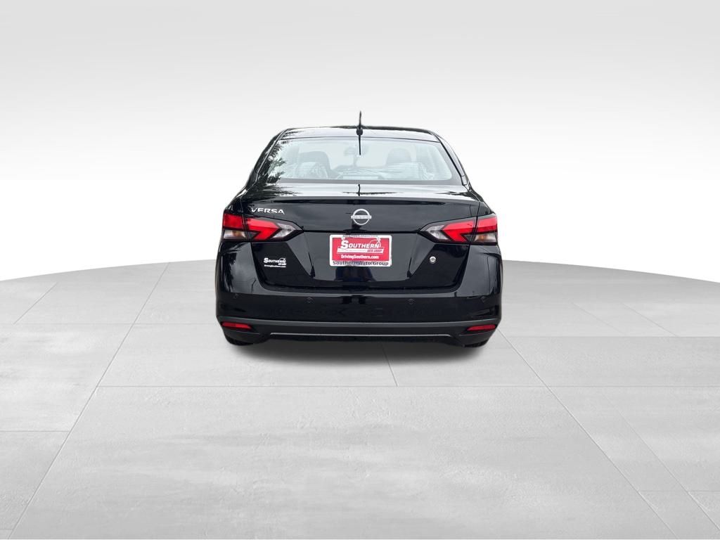 2025 Nissan Versa S photo 2