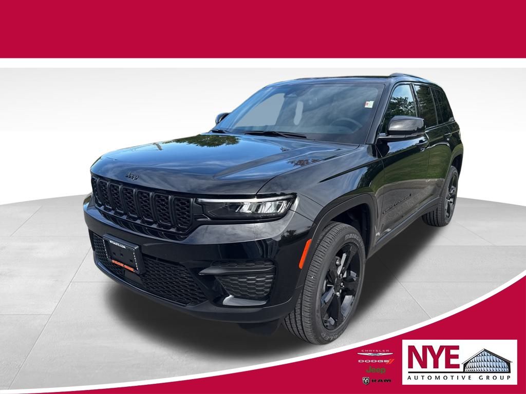 2025 Jeep Grand Cherokee Altitude's photo