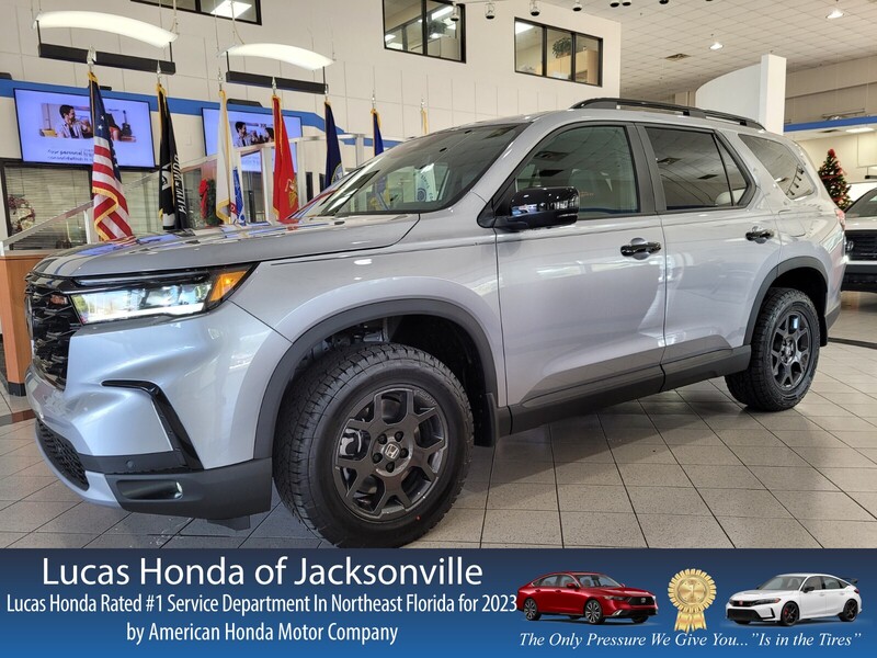 2025 Honda Pilot TrailSport's photo