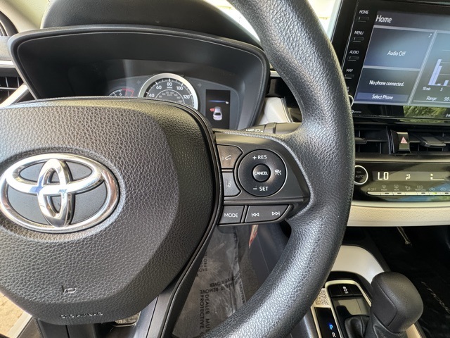 2022 Toyota Corolla LE photo 11