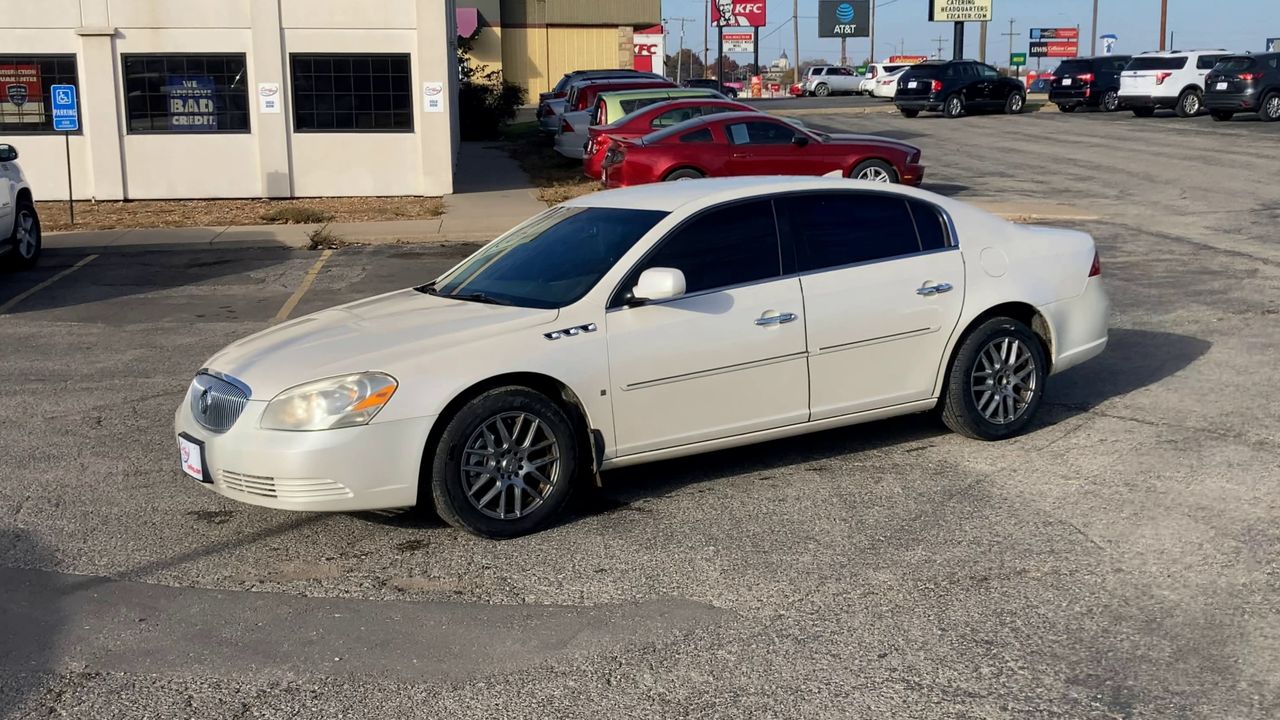 2009 Buick Lucerne CXL photo 4