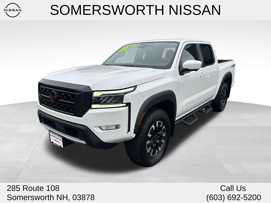 2023 Nissan Frontier PRO-4X's photo