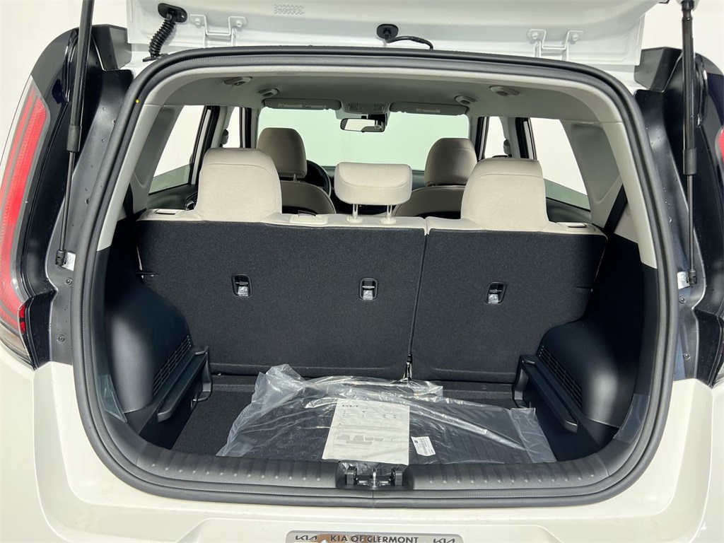 2025 Kia Soul LX S photo 30