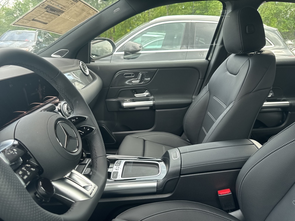 2025 Mercedes Benz GLA AMG 35 4MATIC photo 3