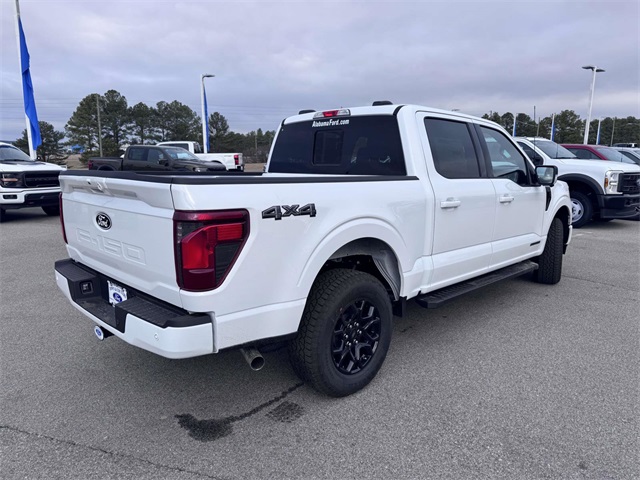 2025 Ford F-150 XLT photo 3