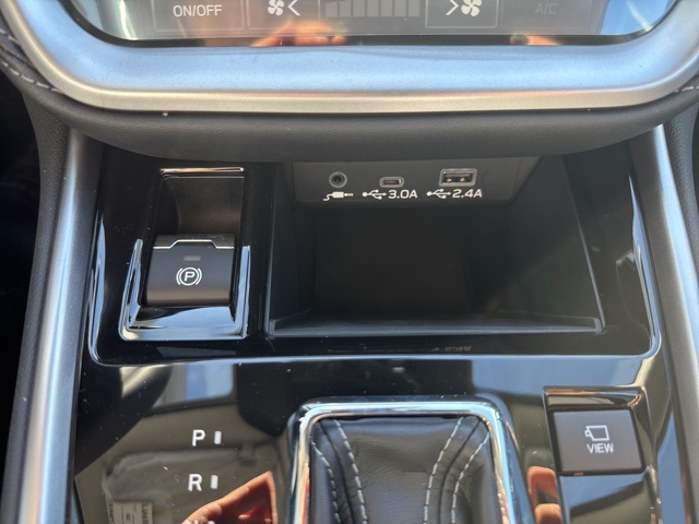 2025 Subaru Outback Touring XT photo 12