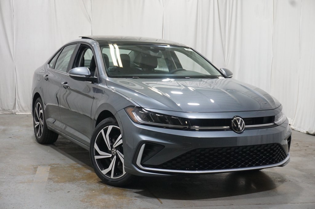 2025 Volkswagen Jetta 1.5T SEL photo 2