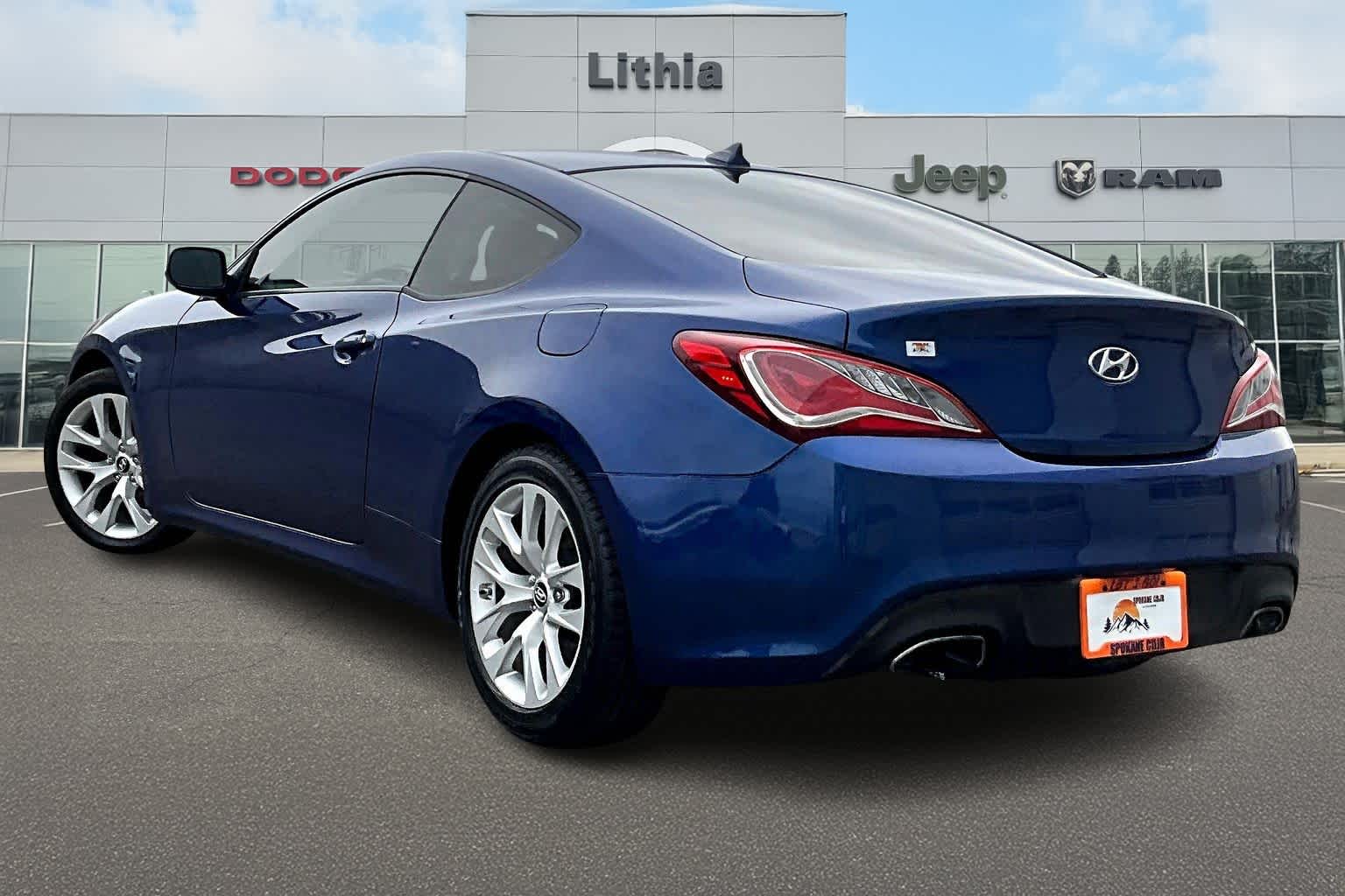2016 Hyundai Genesis 3.8 photo 4