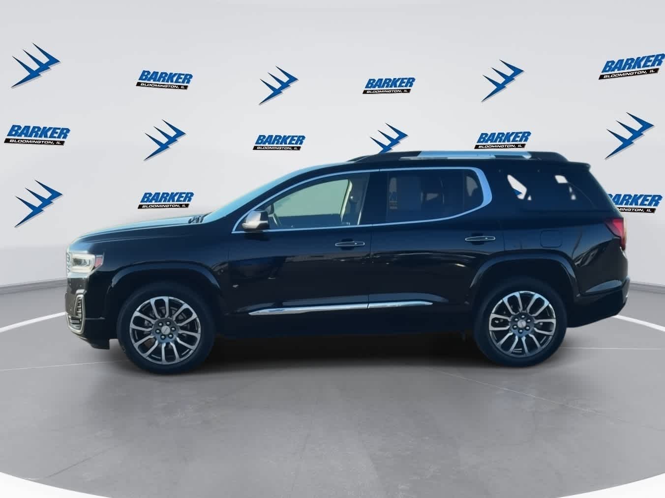2022 Gmc Acadia Denali photo 2