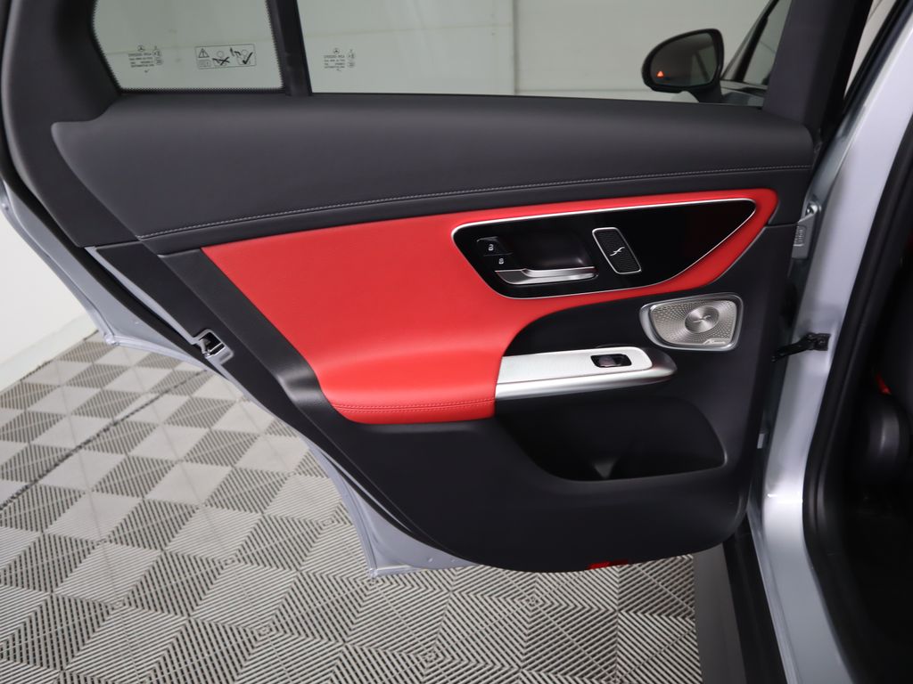2026 Mercedes Benz GLC 300 photo 26