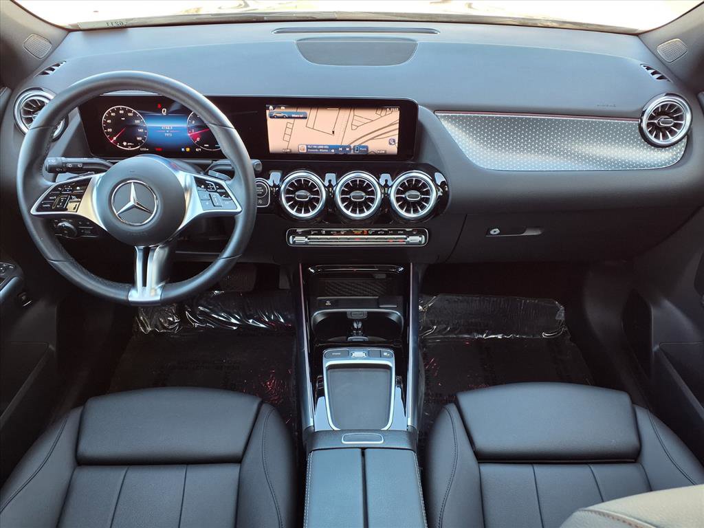 2025 Mercedes Benz GLA 250 4MATIC photo 4