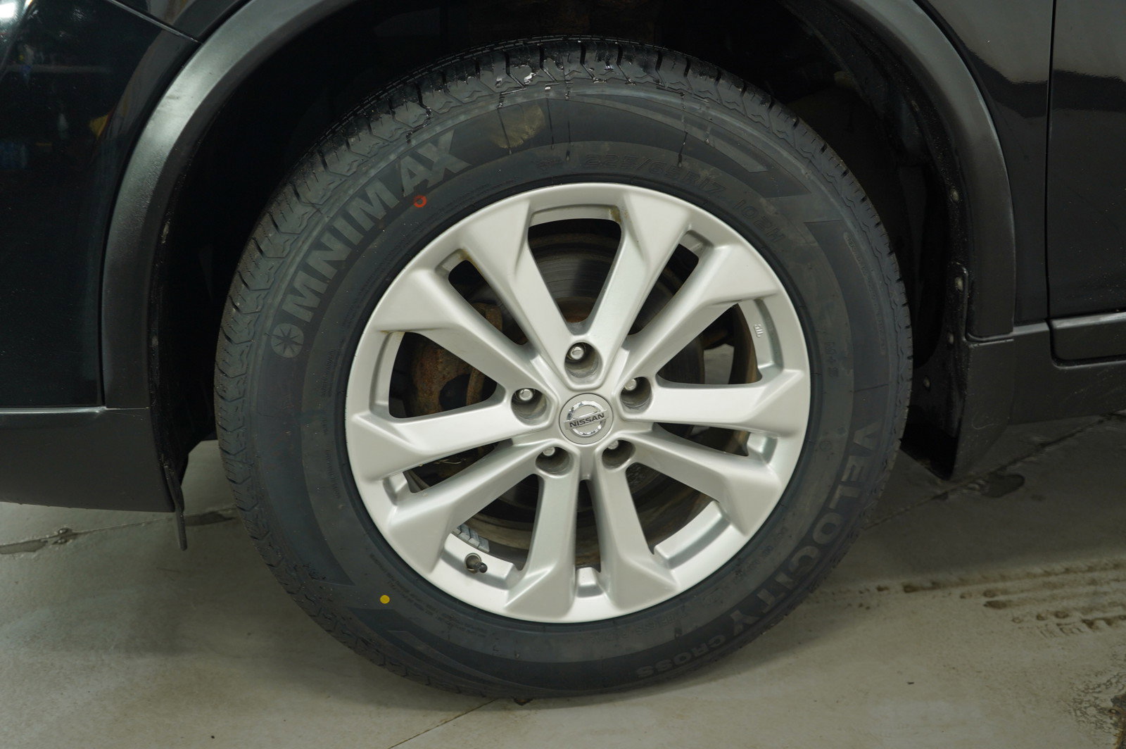 2016 Nissan Rogue SV photo 26