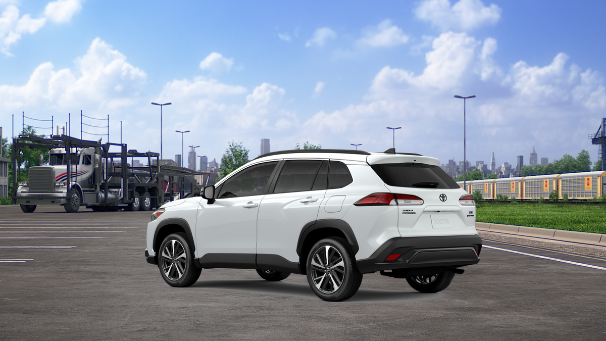 2025 Toyota Corolla Cross Hybrid XSE photo 3