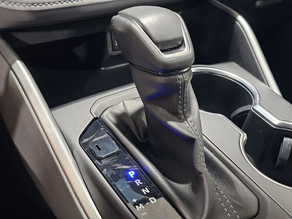 2024 Toyota Highlander LE photo 22