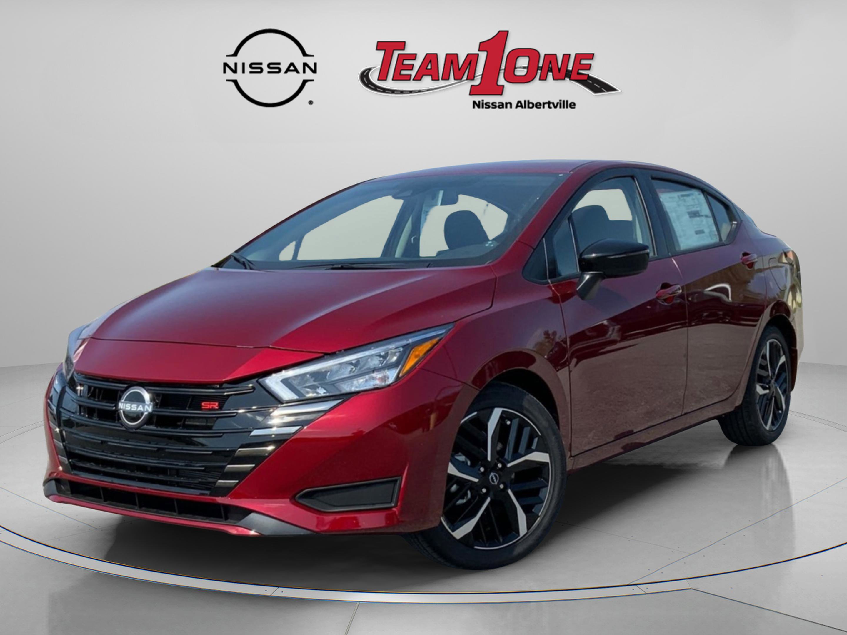 2025 Nissan Versa SR photo 2