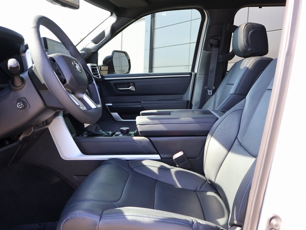 2025 Toyota Sequoia Platinum photo 23