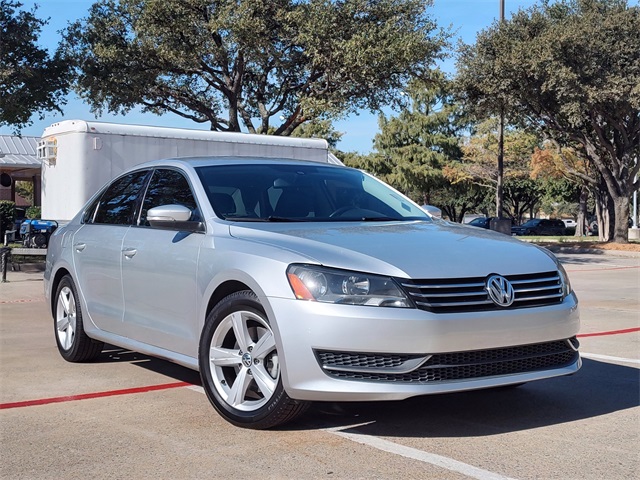 2013 Volkswagen Passat SE