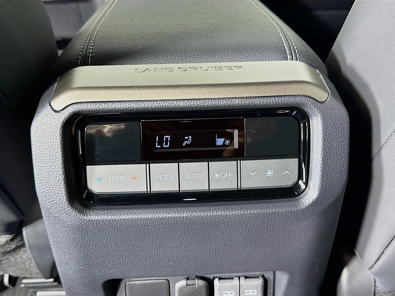 2024 Toyota Land Cruiser Base photo 25