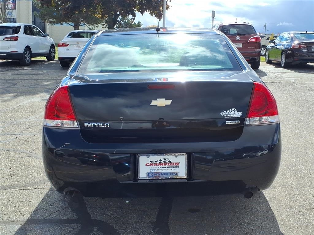 2016 Chevrolet Impala Limited LS Fleet photo 3