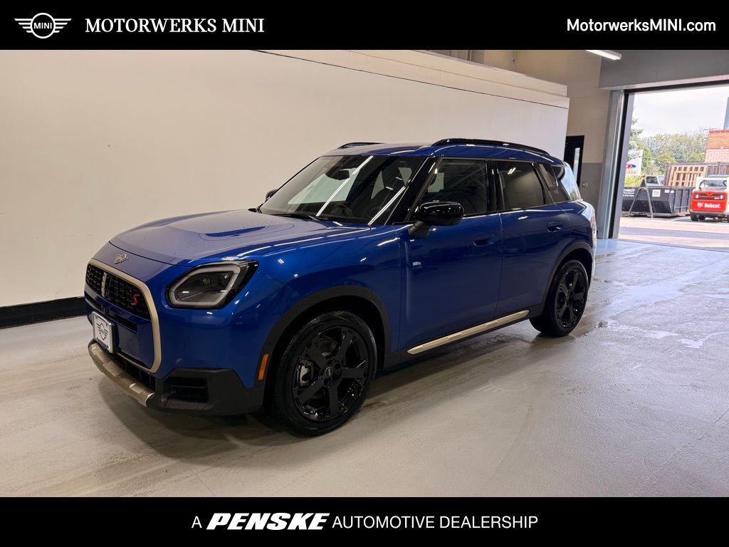 2025 MINI Countryman S's photo