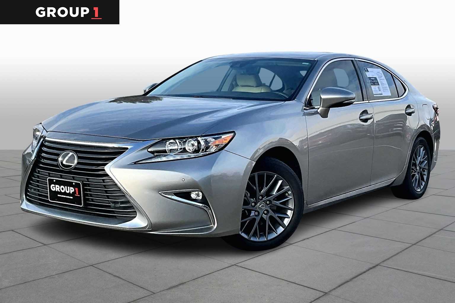 2018 Lexus ES 350's photo