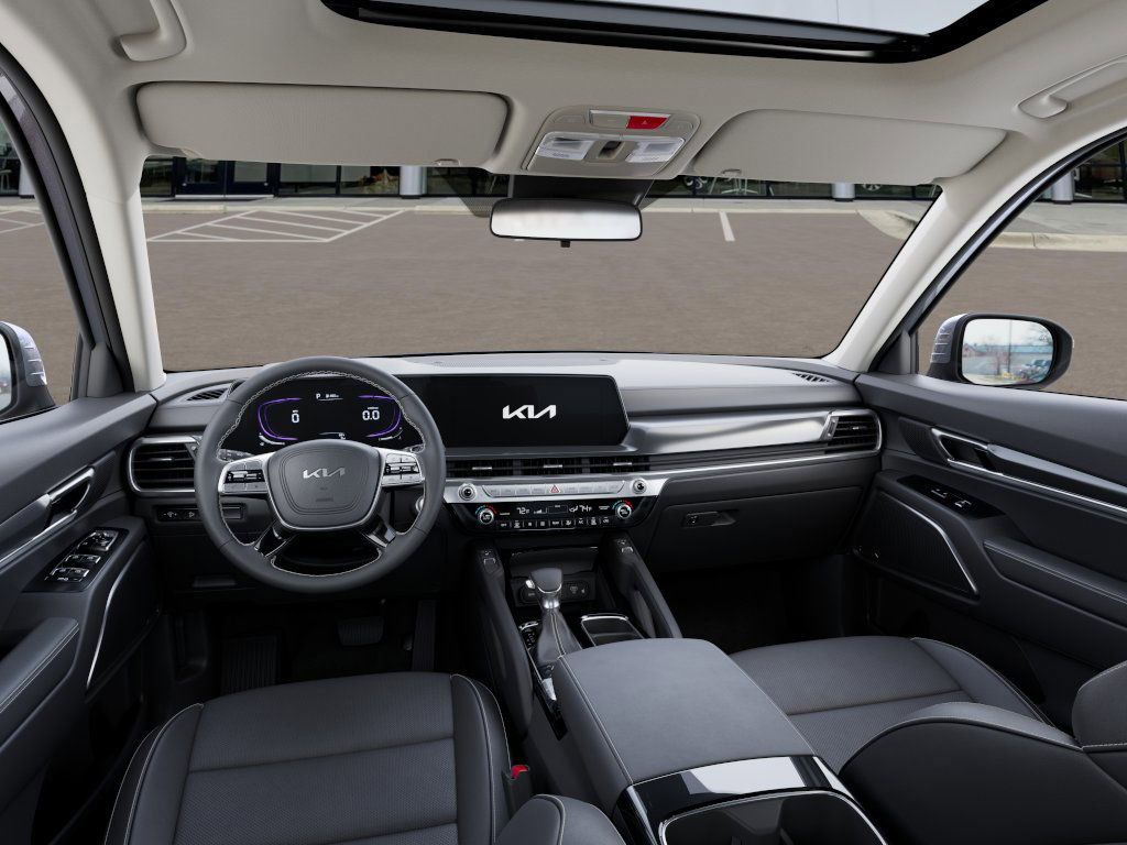 2025 Kia Telluride S photo 13