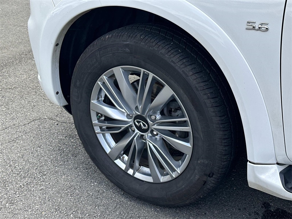 2018 Infiniti QX80 Base photo 12