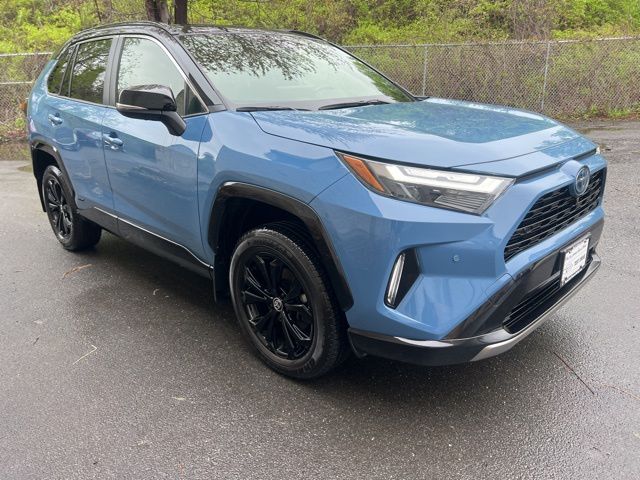 2024 Toyota RAV4 Hybrid XSE photo 3