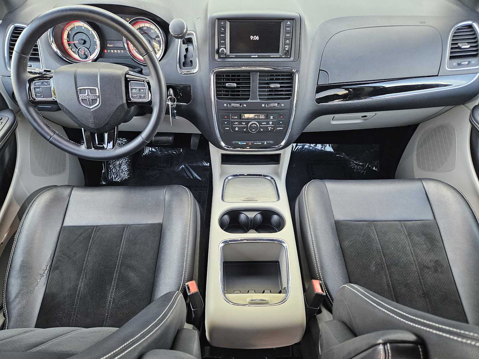 2018 Dodge Grand Caravan SXT photo 21