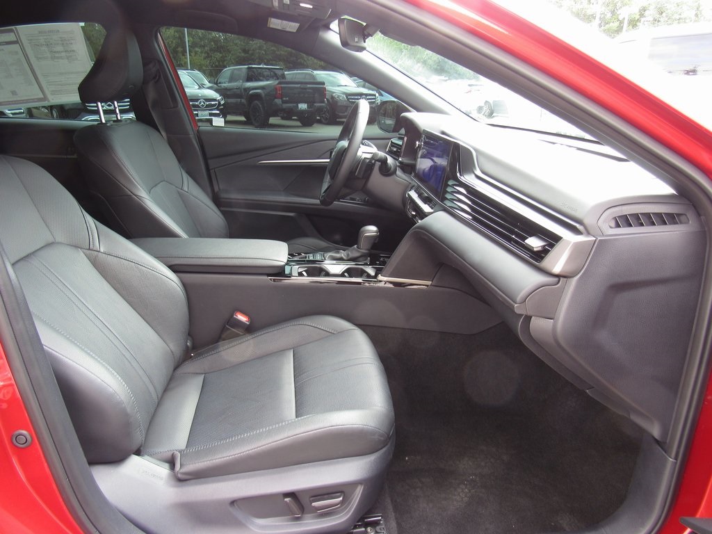 2025 Toyota Camry XSE photo 20
