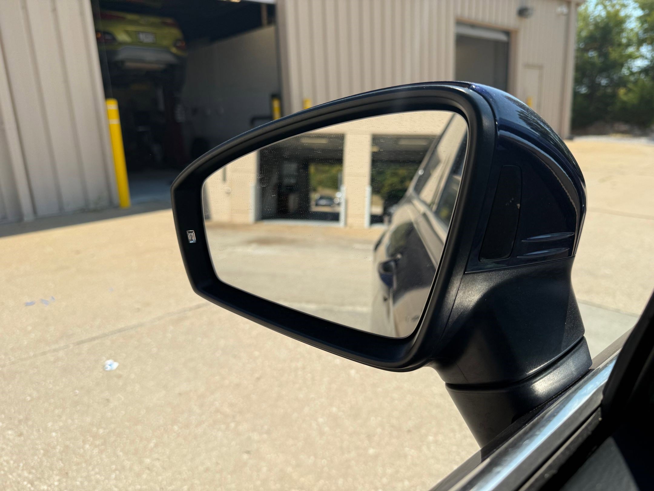 2024 Volkswagen Tiguan SE Wolfsburg Edition photo 31
