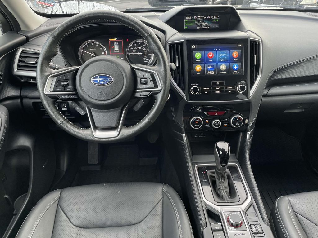 2024 Subaru Forester Touring photo 2