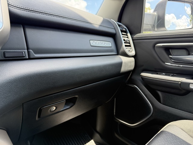 2022 Ram 1500 Laramie photo 25