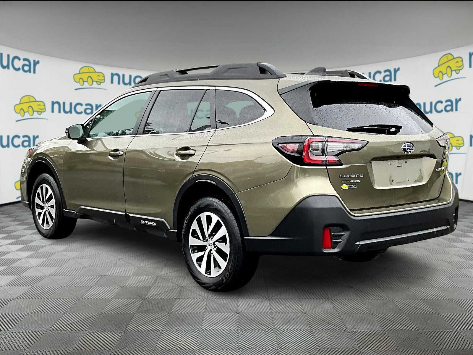 2022 Subaru Outback Premium photo 4