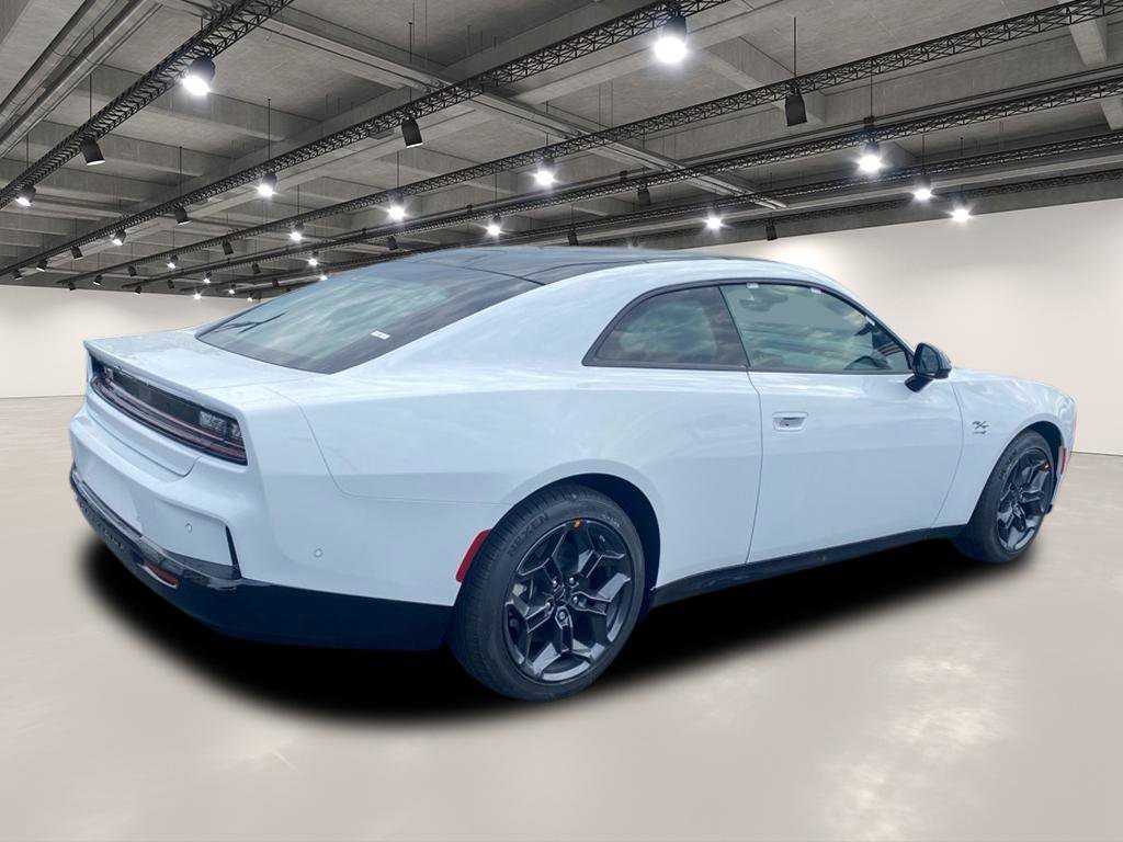 2025 Dodge Charger R/T photo 4