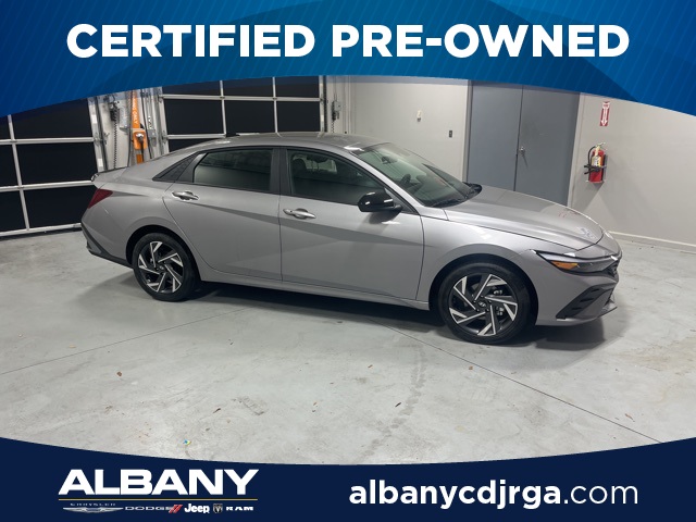 2025 Hyundai Elantra Blue's photo