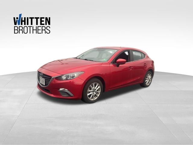 2016 Mazda MAZDA3 i Sport's photo