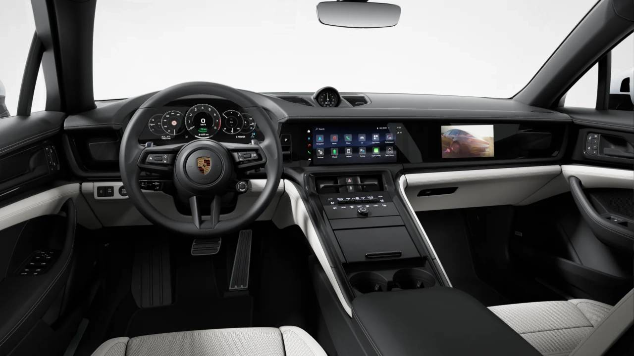 2026 Porsche Panamera 4 E-Hybrid photo 9