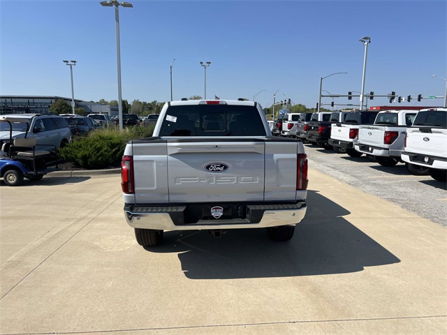 2025 Ford F-150 Lariat photo 4