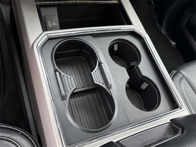 2021 Ford F-250 Lariat photo 15