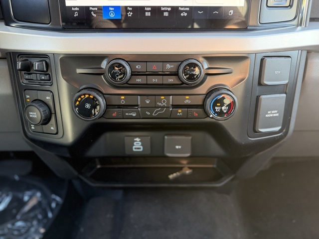 2026 Ford F-350 XLT photo 24