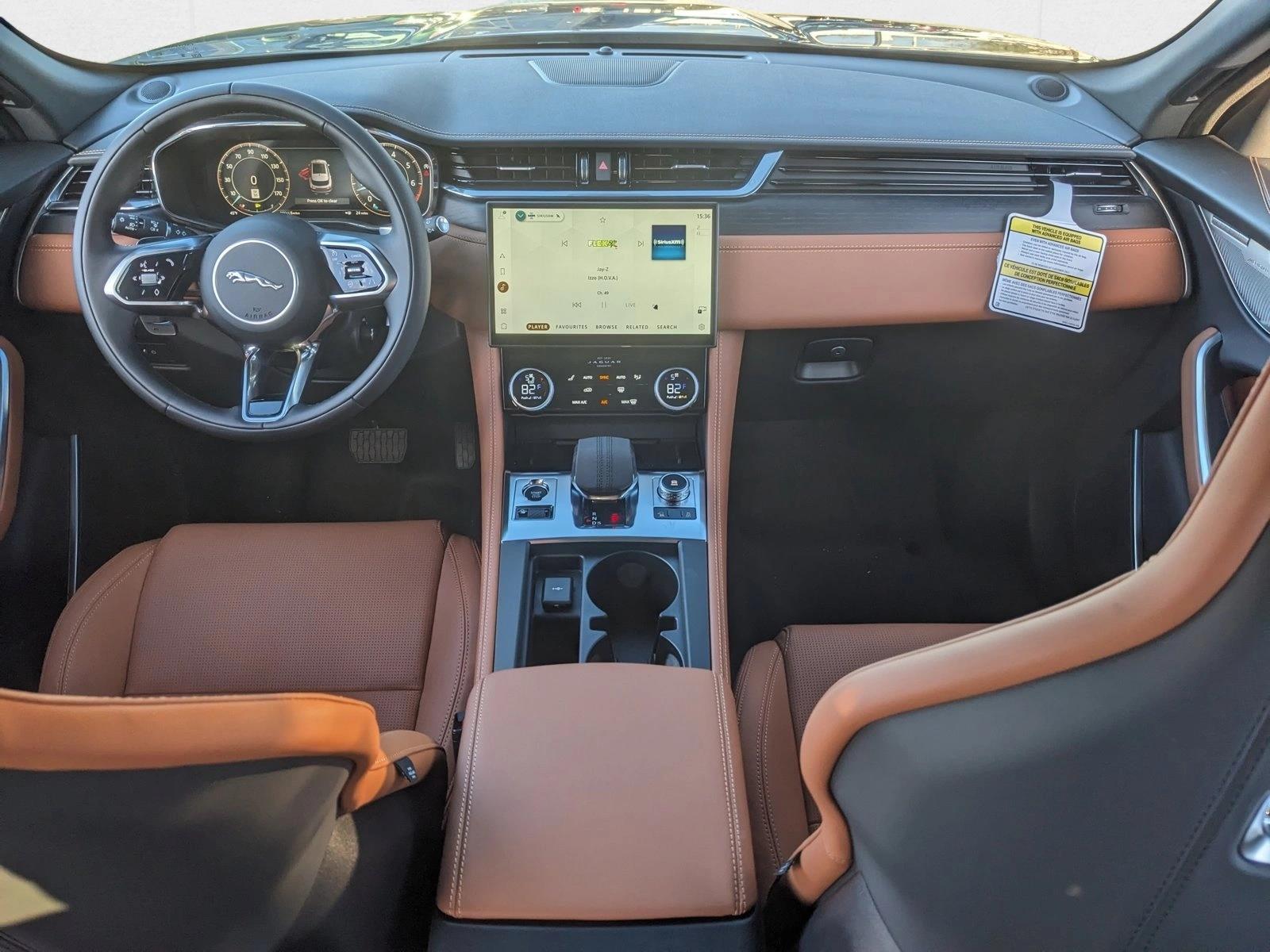 2024 Jaguar F-PACE R-Dynamic S P250 photo 14