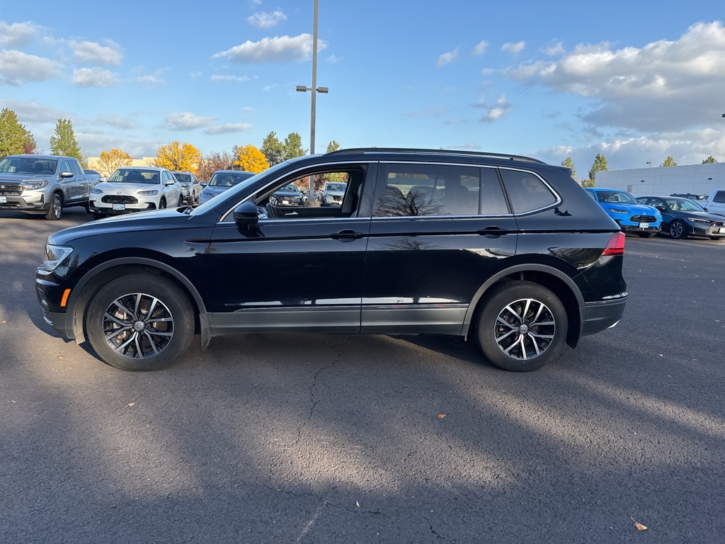 2021 Volkswagen Tiguan SE photo 3