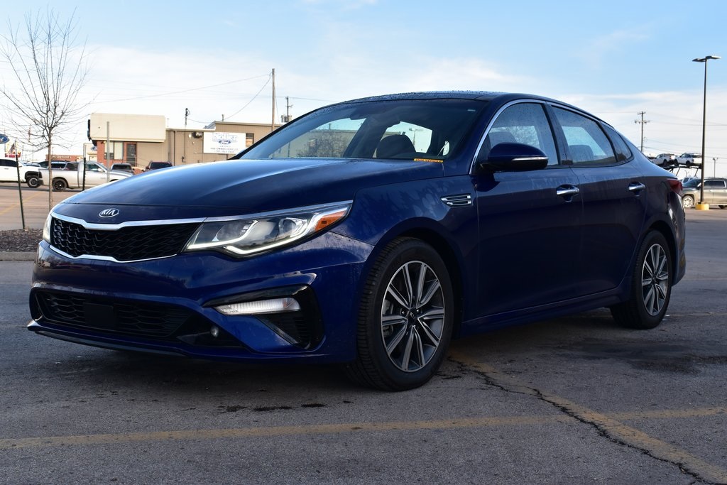 2019 Kia Optima EX's photo
