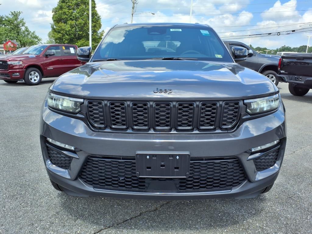 2025 Jeep Grand Cherokee Limited photo 8