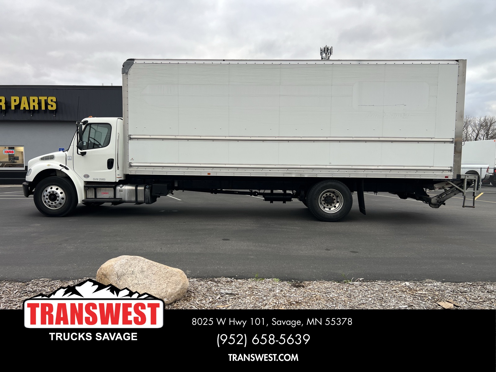 2020 Freightliner M2 106 Medium Duty photo 2