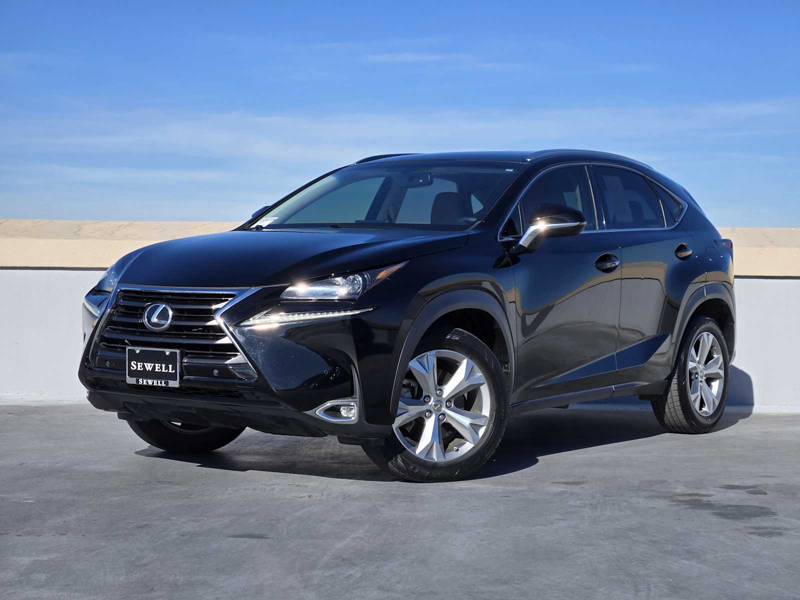2017 Lexus NX 200t's photo