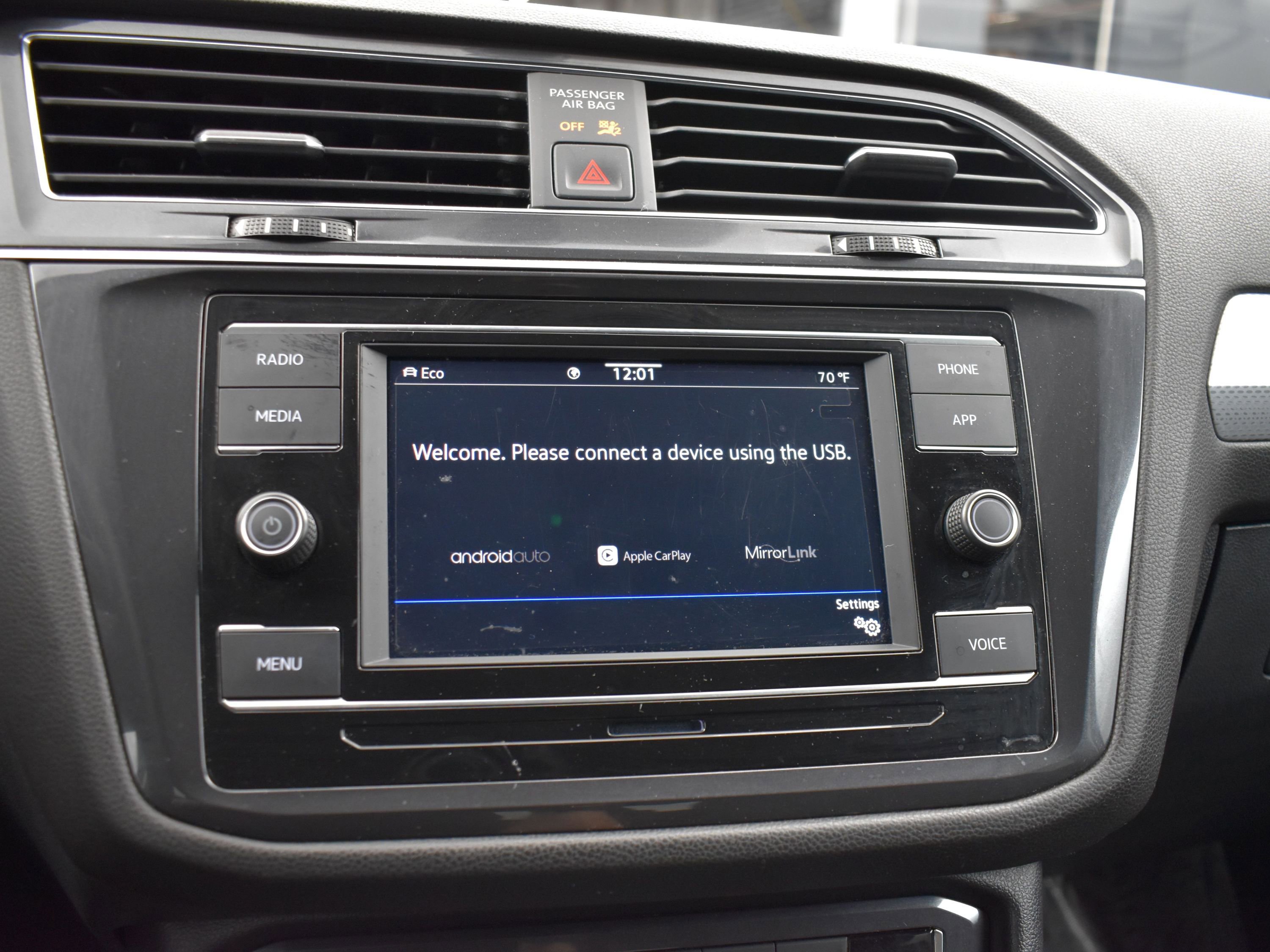 2023 Volkswagen Tiguan S photo 8