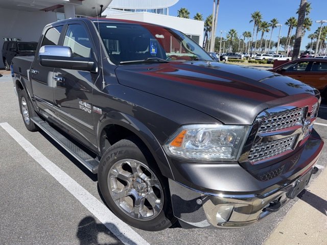 2017 Ram 1500 Laramie photo 2